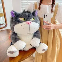 Mushuk Lutsifer o‘yinchoqning yaqindan ko‘rinishi