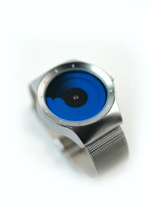 Spiral Design Blue Edition minimalist qo‘l soati